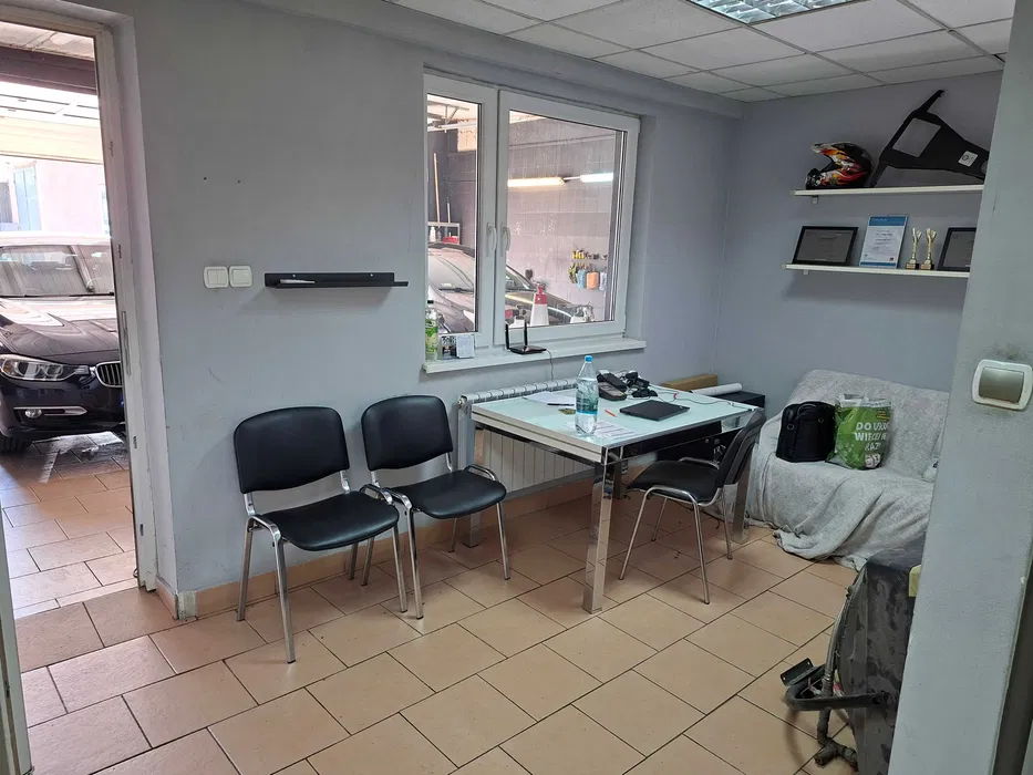 Studio Auto Detailingu i Myjnia Parowa | Niski czynsz 2 800 zł | Dąbrowa Górnicza
