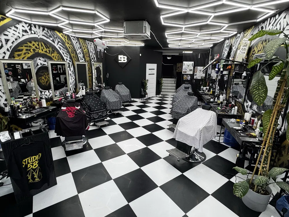 Odstąpienie studia barber & tattoo w Gdańsku z pełnym wyposażeniem