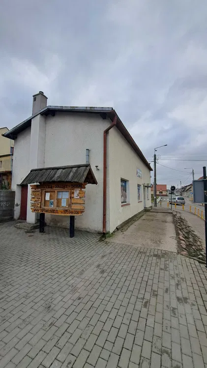 Na sprzedaż sklep ogólnospożywczy w Kurzętniku przy ul. Rynek 29