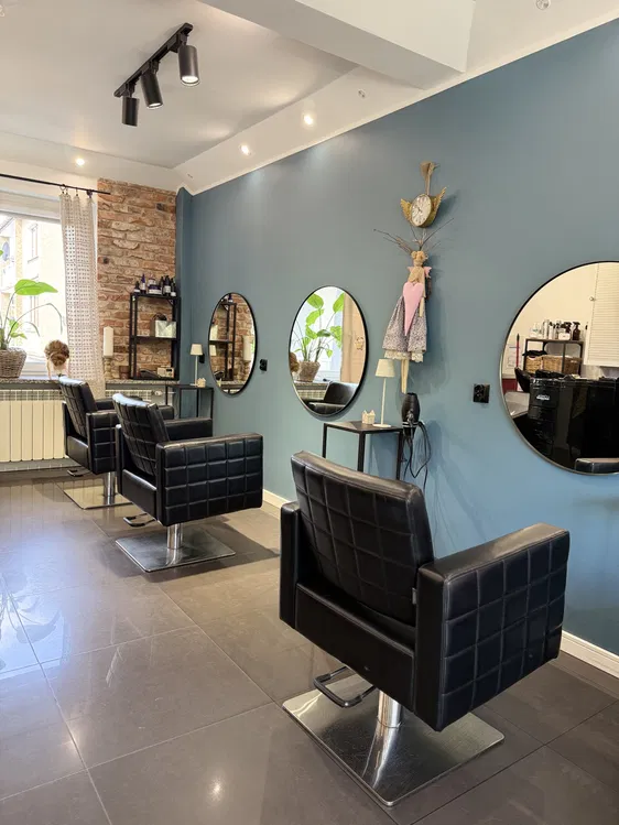 W pełni wyposażony salon fryzjerski do wynajęcia w Jastrzębiu-Zdroju
