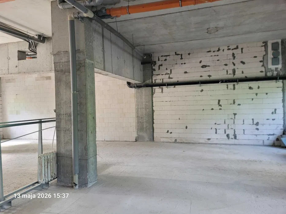 Lokal użytkowy 727 m² z parkingiem na Białołęce, Warszawa