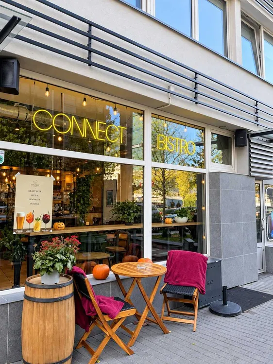 Sprzedaż bistro w centrum Warszawy z pełnym wyposażeniem